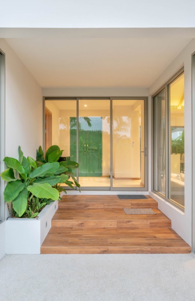 Doors & Window Homepage – Vertical Image Doors & Window Homepage - Vertical Image